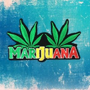 🎄 CHRISTMAS SALE! 🎄 Iron-On/Sew-On Leaf Patch + 2 Stickers